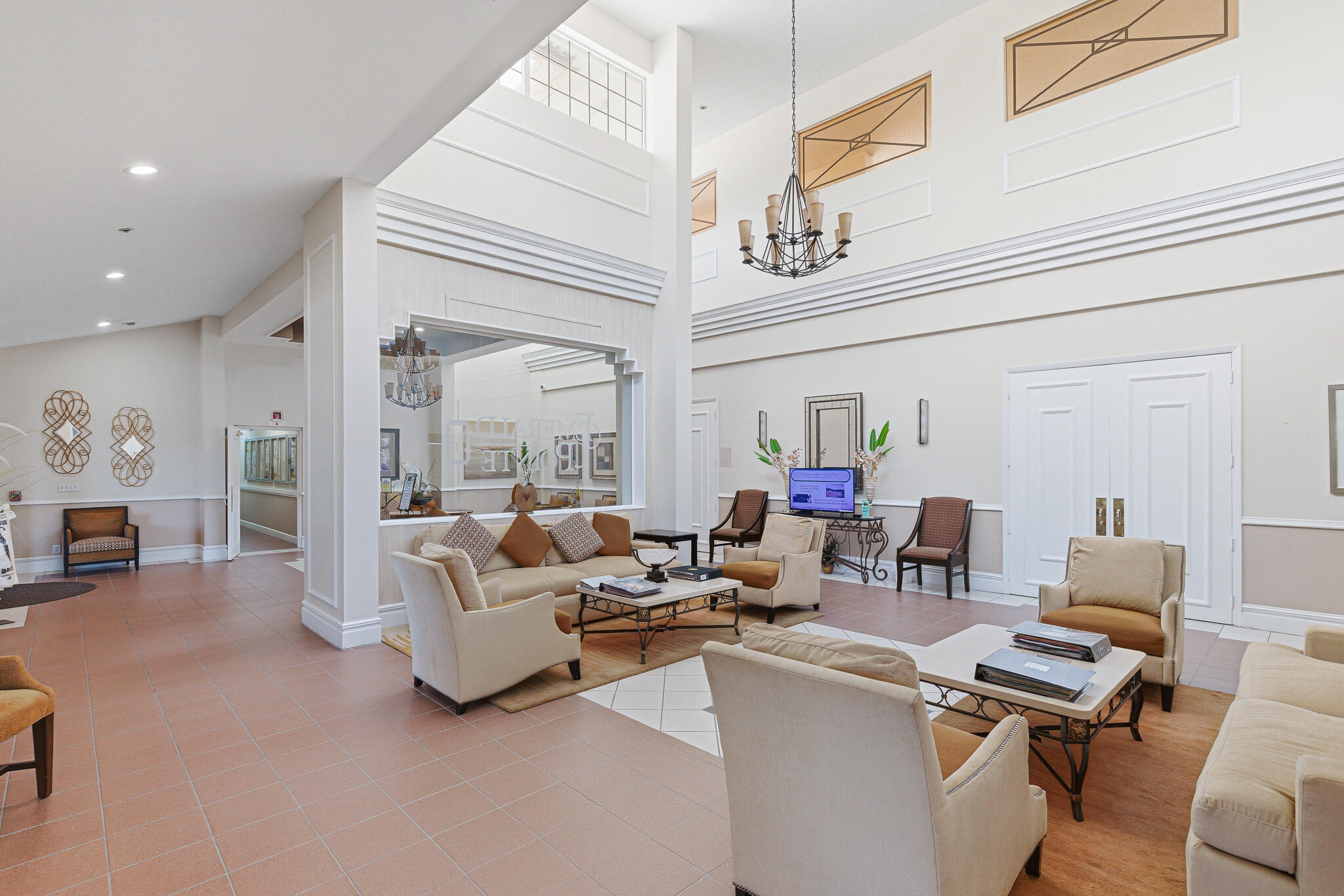 EMERALD POINTE 1 - Residential Lease