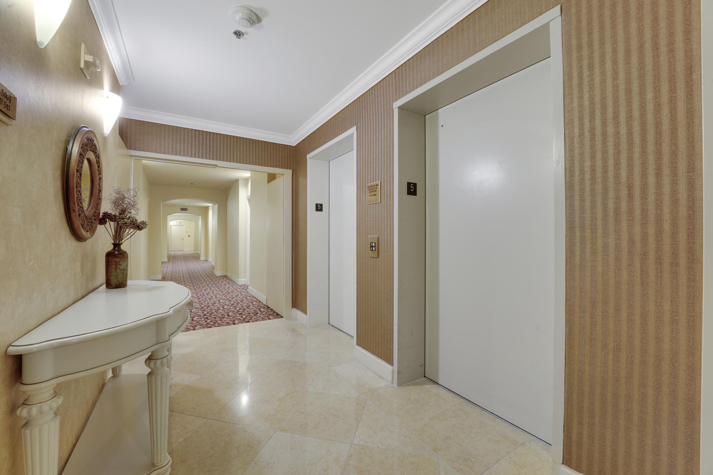 MONTECITO PALM BEACH CONDO - Residential