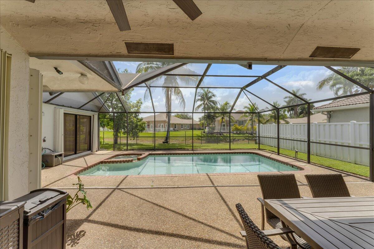5345 NW 58th Terrace