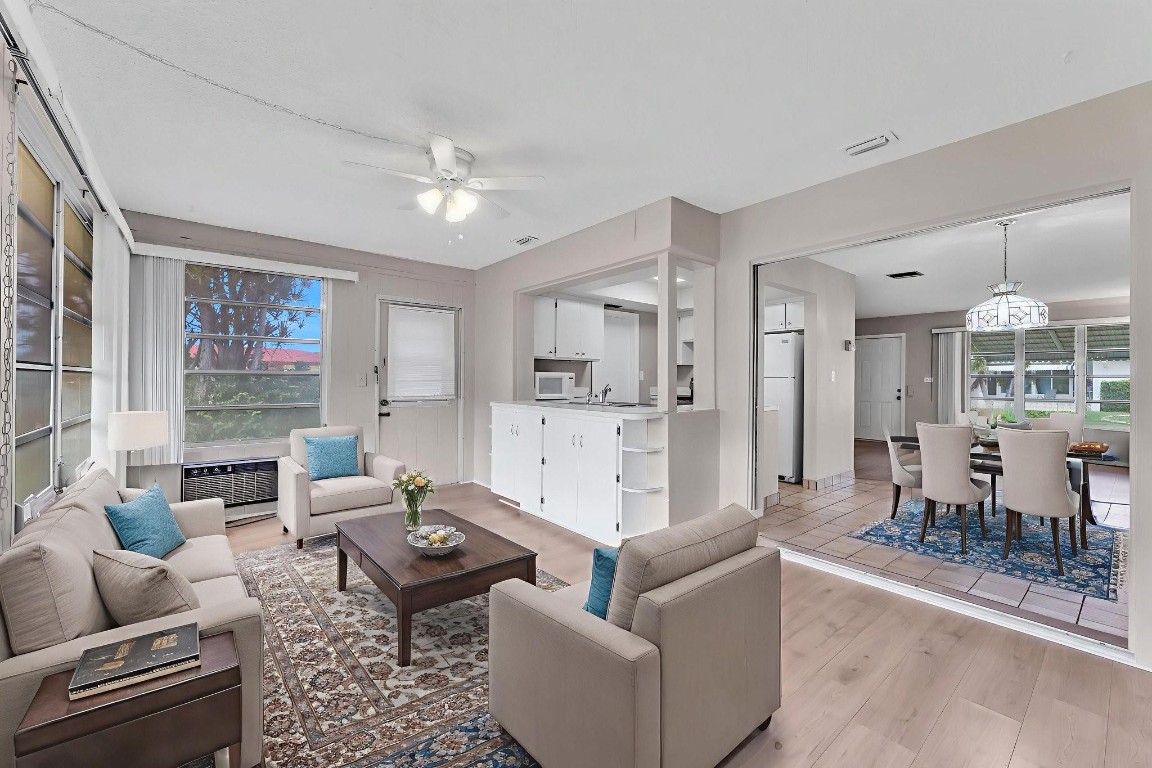 MAINLANDS OF TAMARAC LAKE - Residential