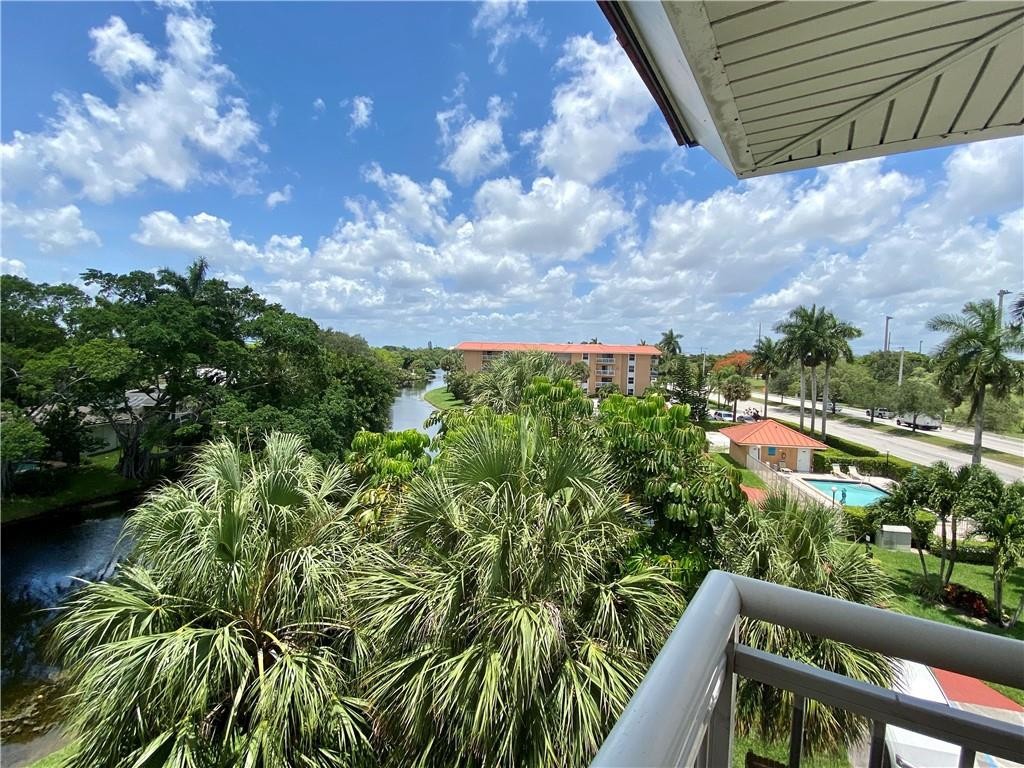 NEWPORT CONDO - Residential Lease