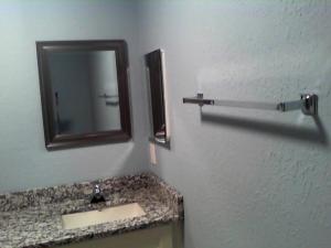 RIVERSIDE VILLAS - Residential