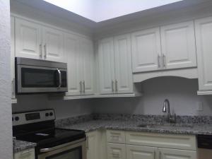 RIVERSIDE VILLAS - Residential