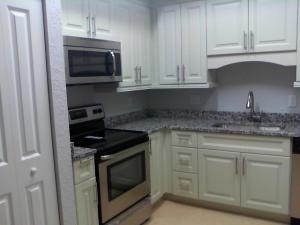 RIVERSIDE VILLAS - Residential