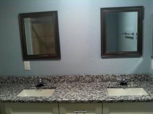 RIVERSIDE VILLAS - Residential