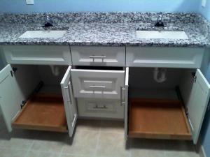 RIVERSIDE VILLAS - Residential