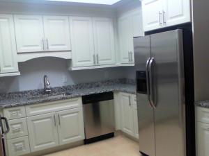 RIVERSIDE VILLAS - Residential