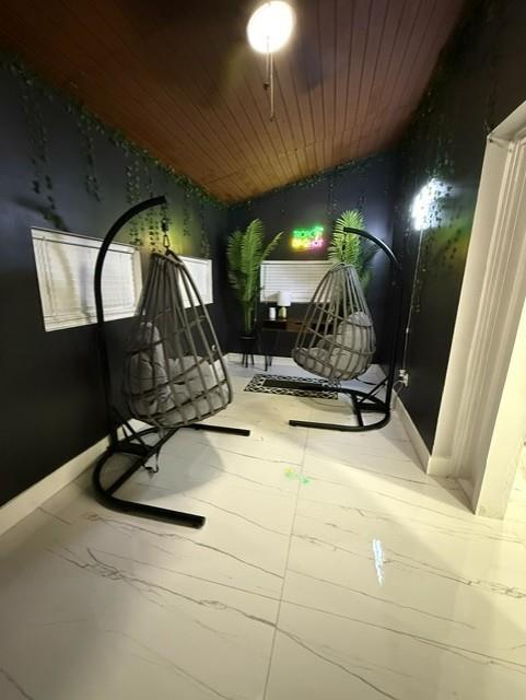 Shadowlawn Ext - Residential Lease