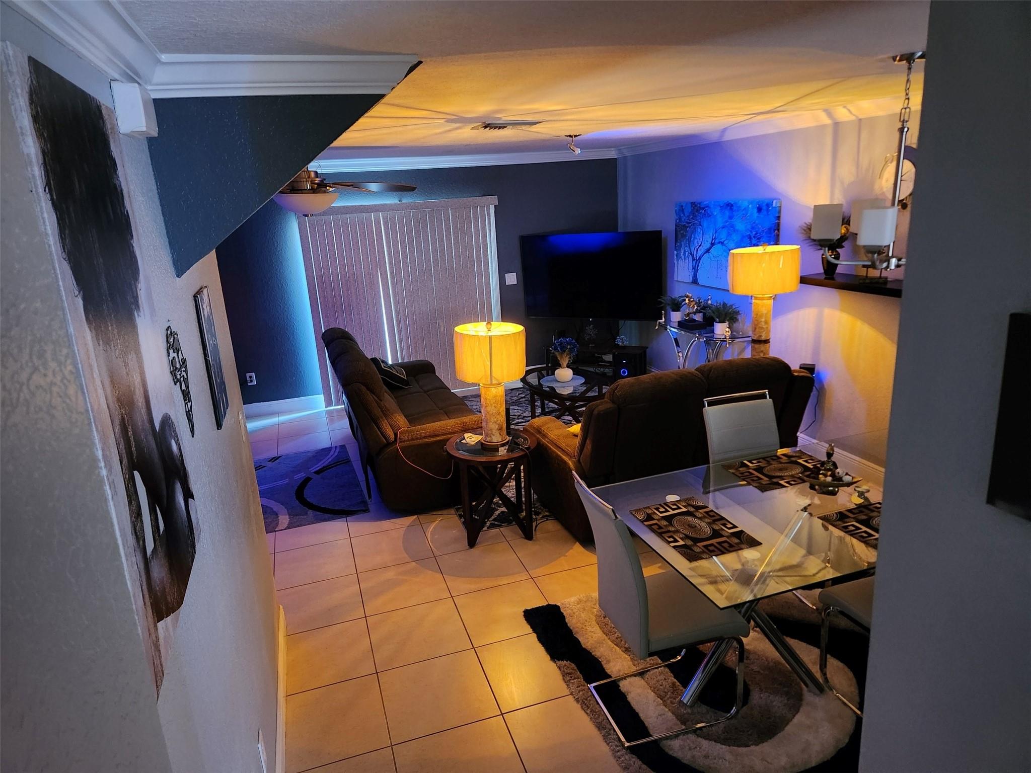 COVENTRY HOUSE - Residential Lease