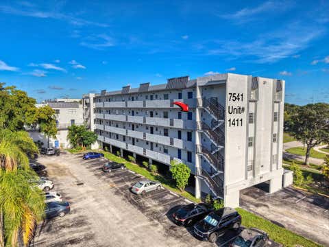 Tiny photo for 7541 NW 16th Street #1411, Plantation, FL 33313 (MLS # B26015330)