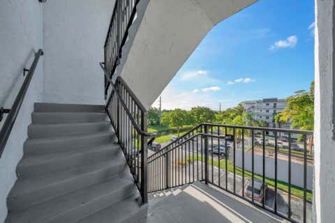 Tiny photo for 7541 NW 16th Street #1411, Plantation, FL 33313 (MLS # B26015330)