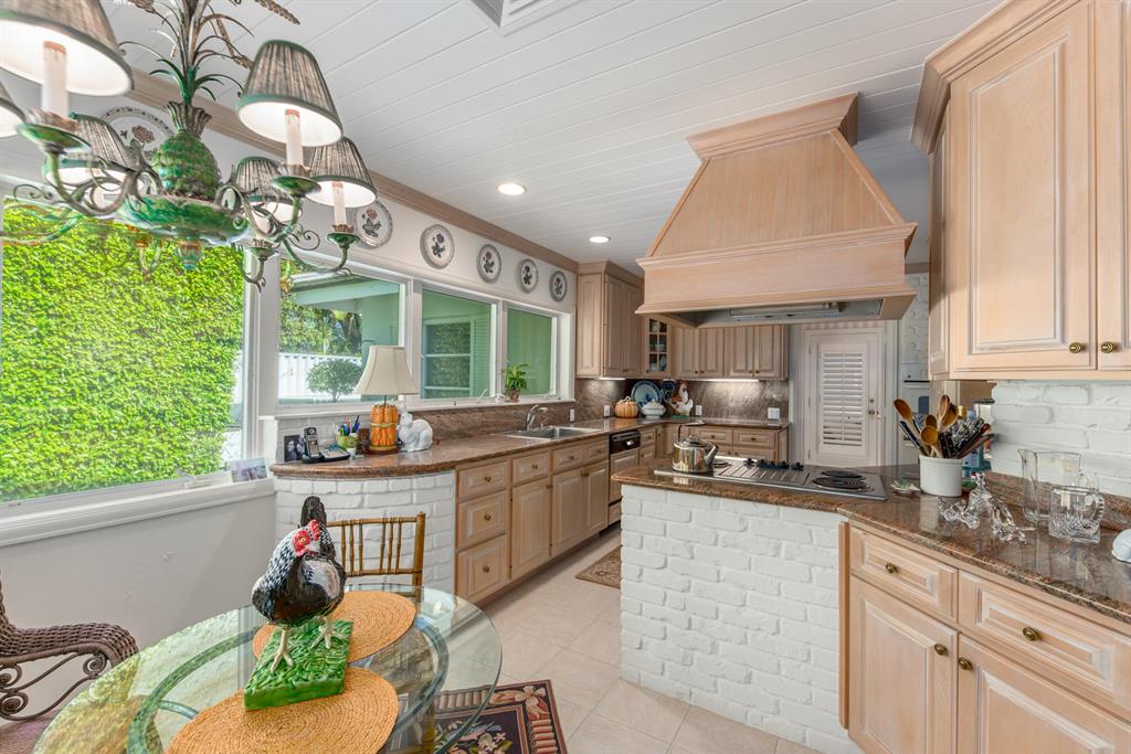 JUPITER INLET COLONY - Land