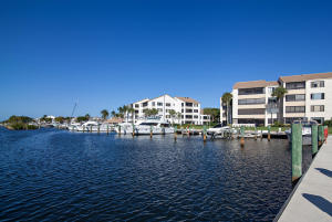 OAK HARBOUR CONDS I THRU IV IN OR4708P958,4819P1,6 - Residential