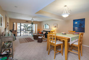 OAK HARBOUR CONDS I THRU IV IN OR4708P958,4819P1,6 - Residential