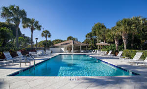 OAK HARBOUR CONDS I THRU IV IN OR4708P958,4819P1,6 - Residential