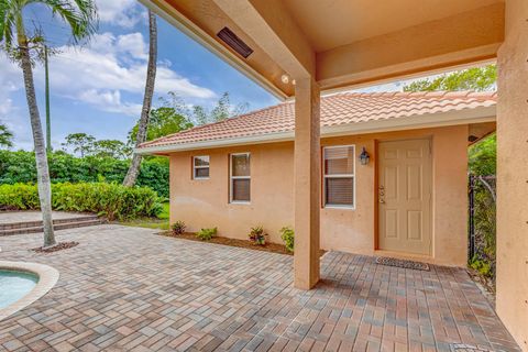 Single Family Residence in Palm Beach Gardens FL 6522 141st Lane Ln 64.jpg