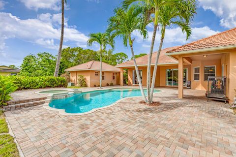 Single Family Residence in Palm Beach Gardens FL 6522 141st Lane Ln 75.jpg