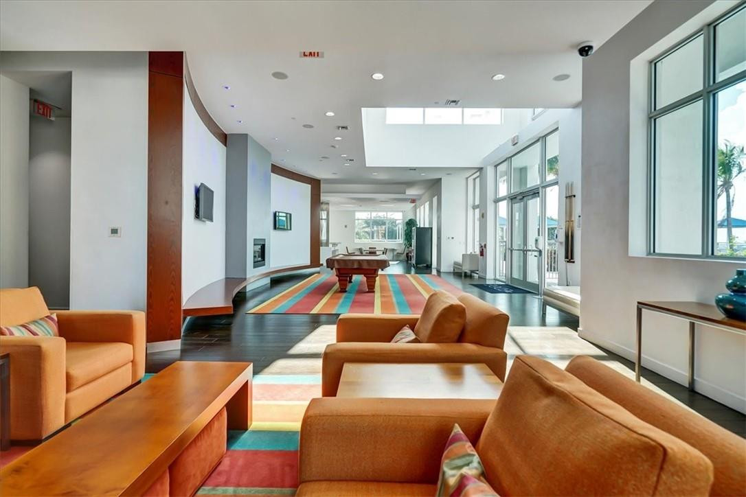 Edge condo - Residential