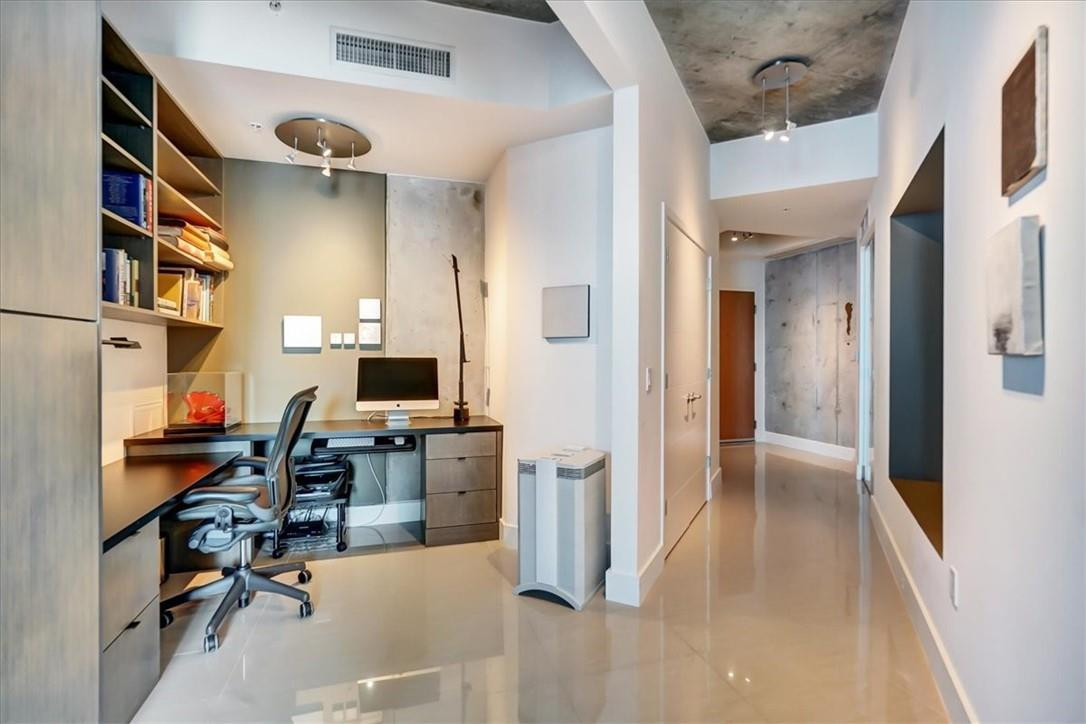 Edge condo - Residential