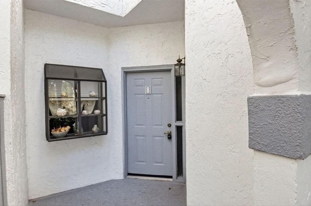 Photo of 5374 Venetia Court #B, Boynton Beach, FL 33437 (MLS # R11155596)