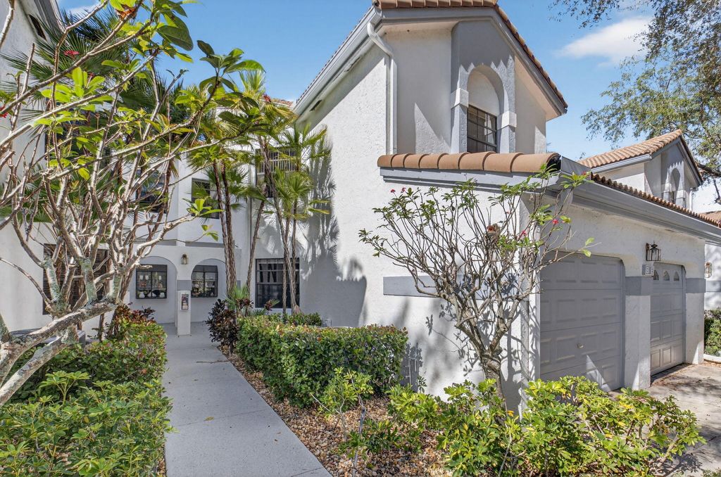 Photo of 5374 Venetia Court #B, Boynton Beach, FL 33437 (MLS # R11155596)