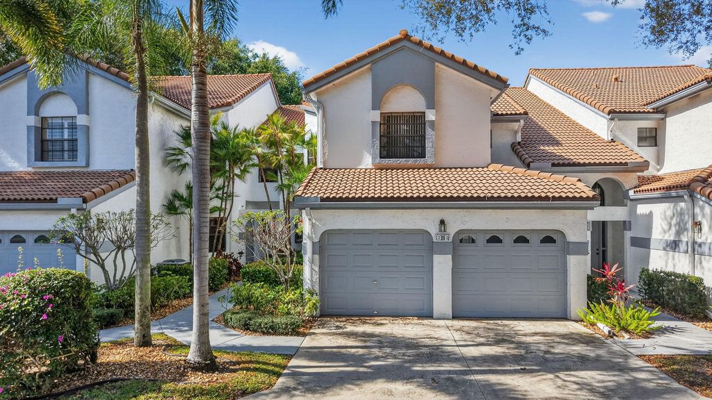Photo of 5374 Venetia Court #B, Boynton Beach, FL 33437 (MLS # R11155596)