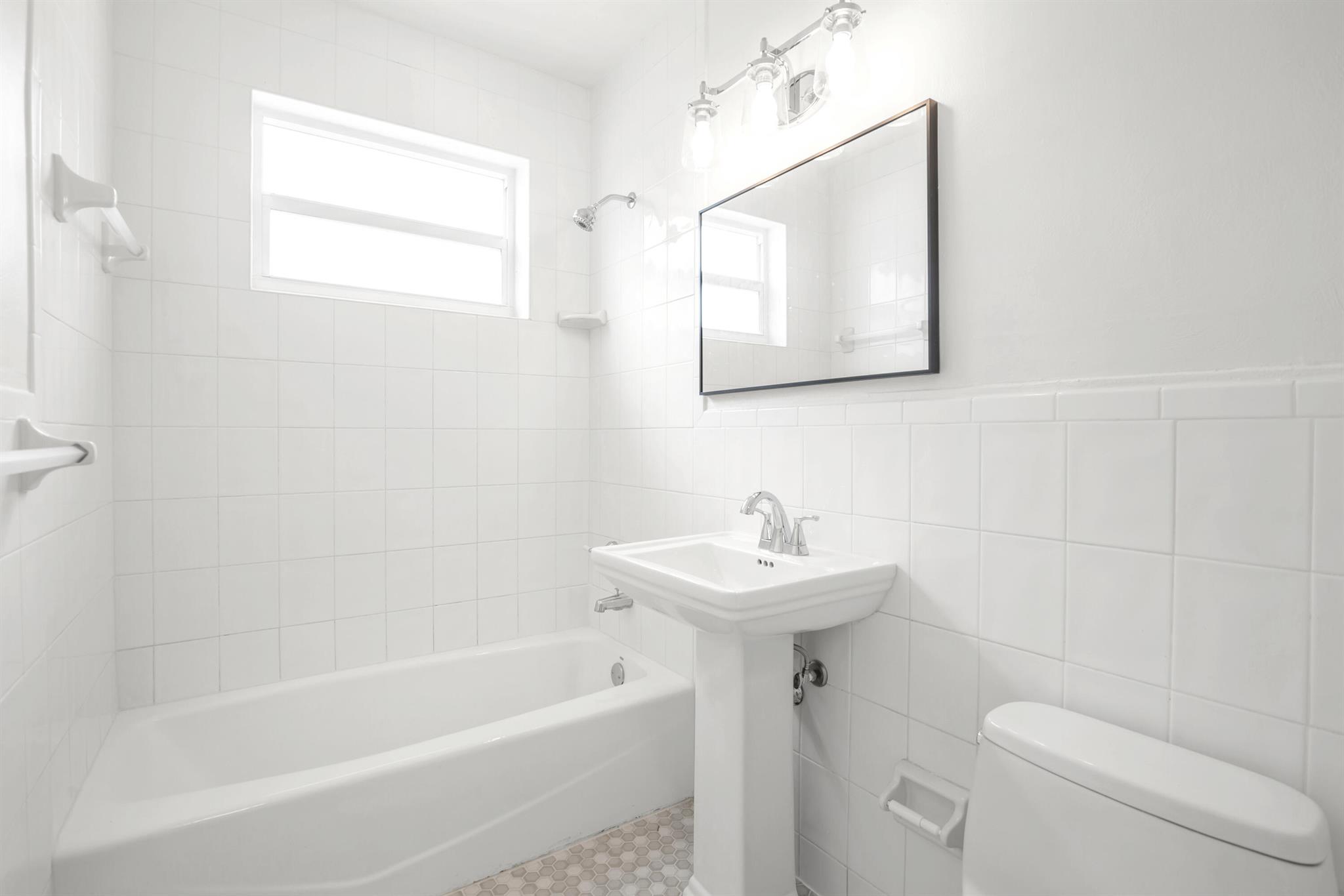 GLADEPORT - Residential Lease