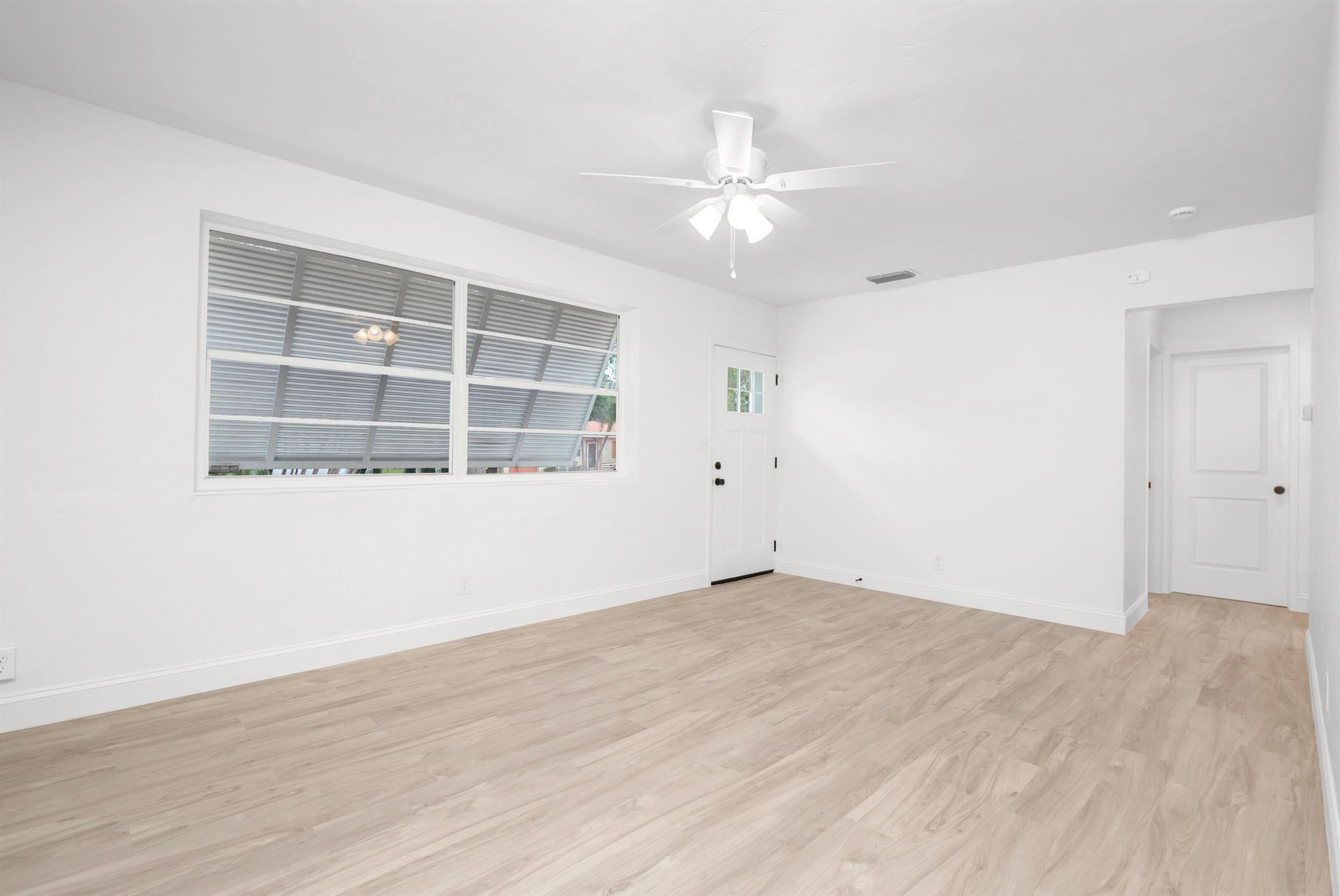 GLADEPORT - Residential Lease