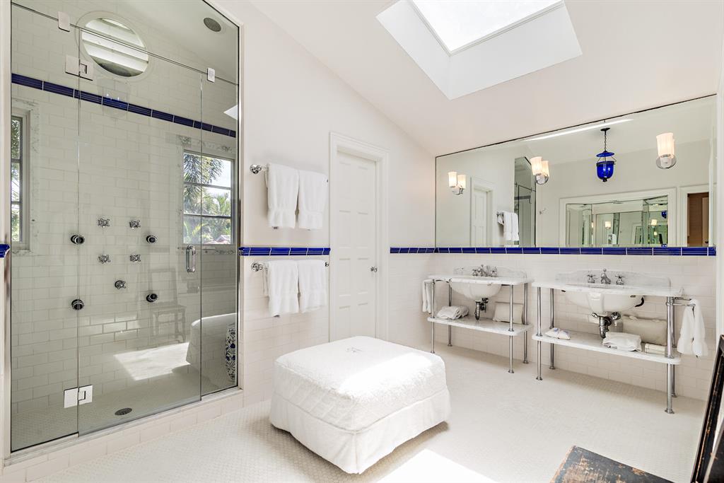 ROYAL PARK ADD TO P B IN - Residential