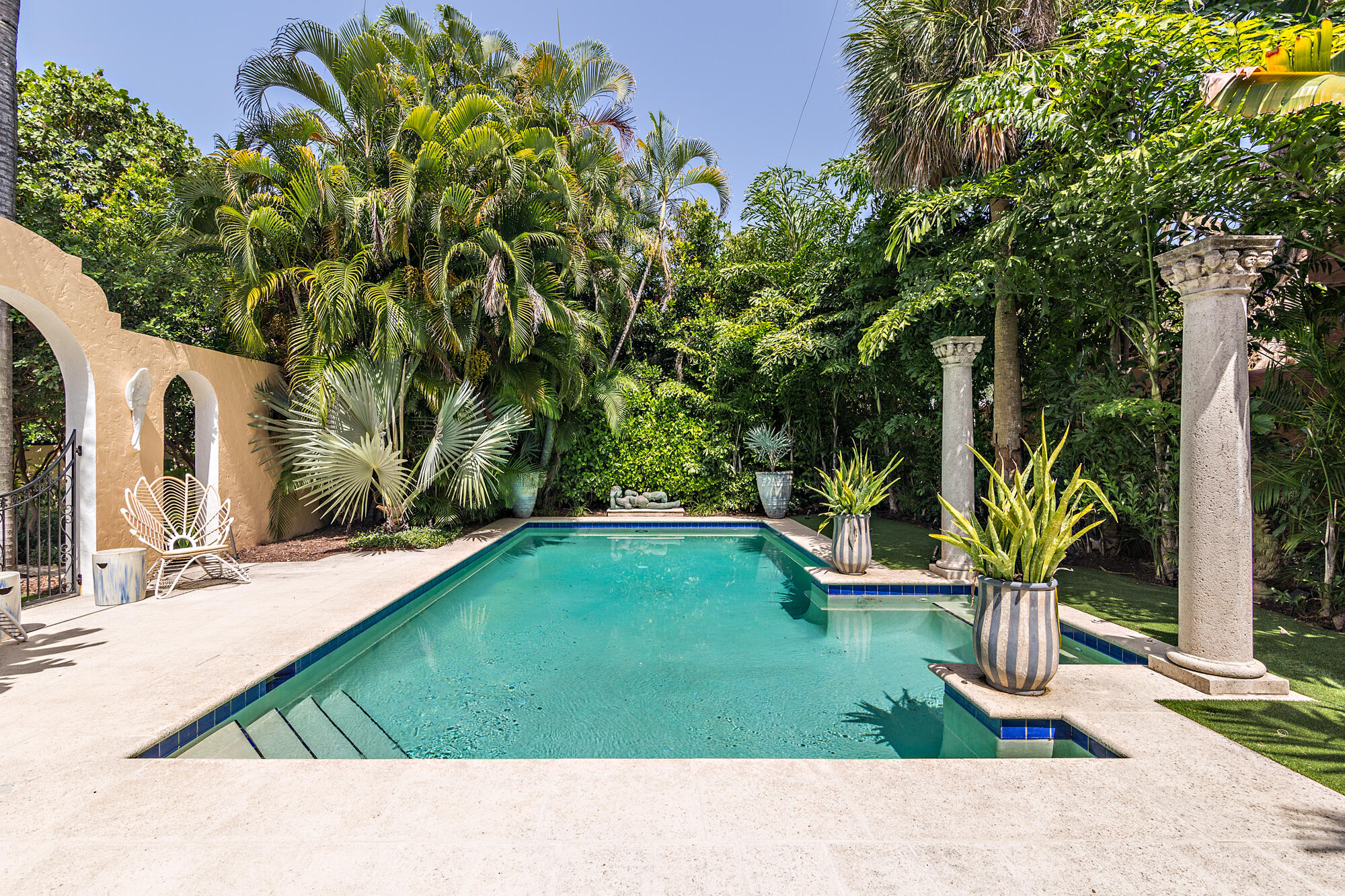 ROYAL PARK ADD TO P B IN - Residential