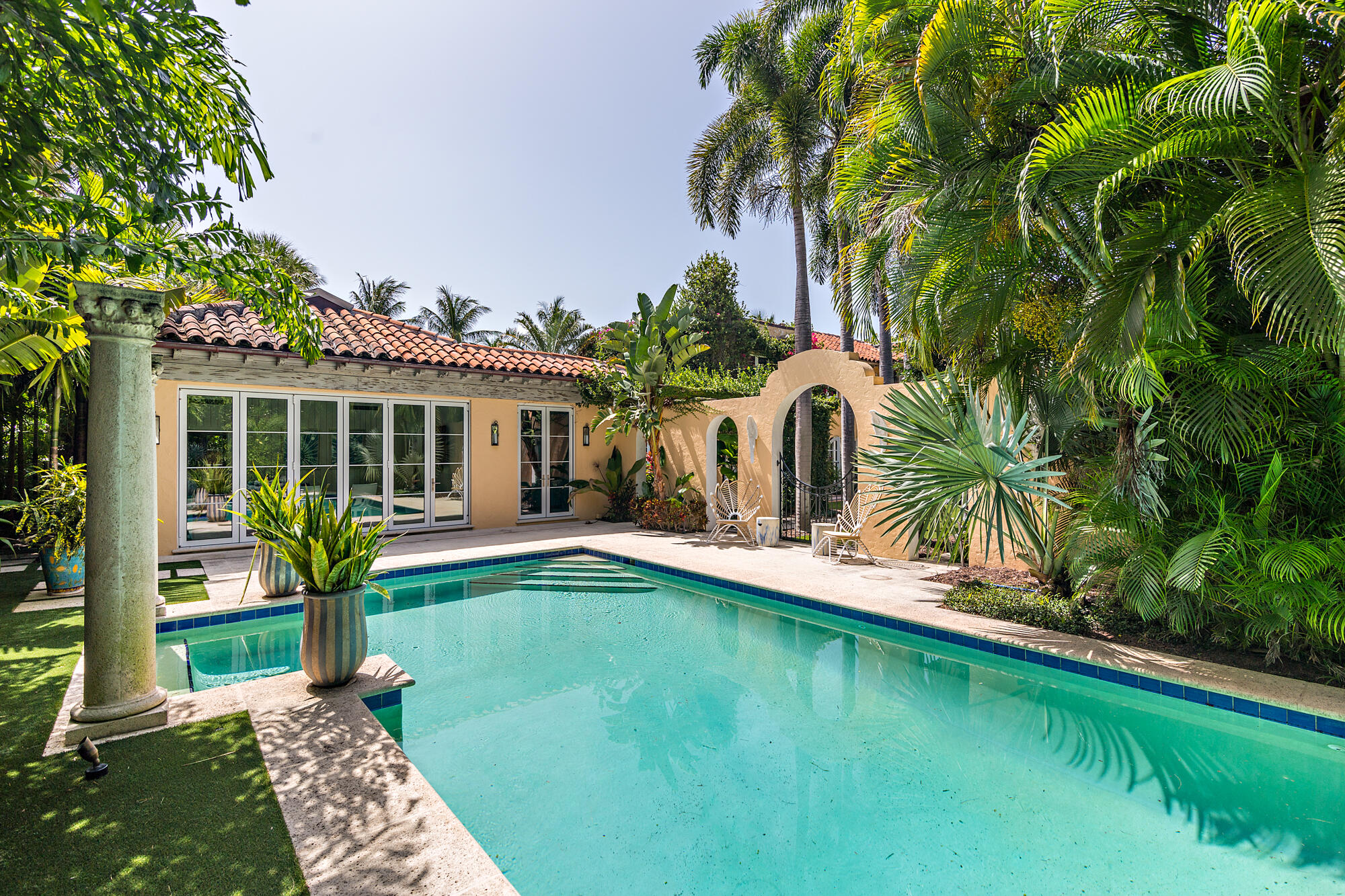 ROYAL PARK ADD TO P B IN - Residential