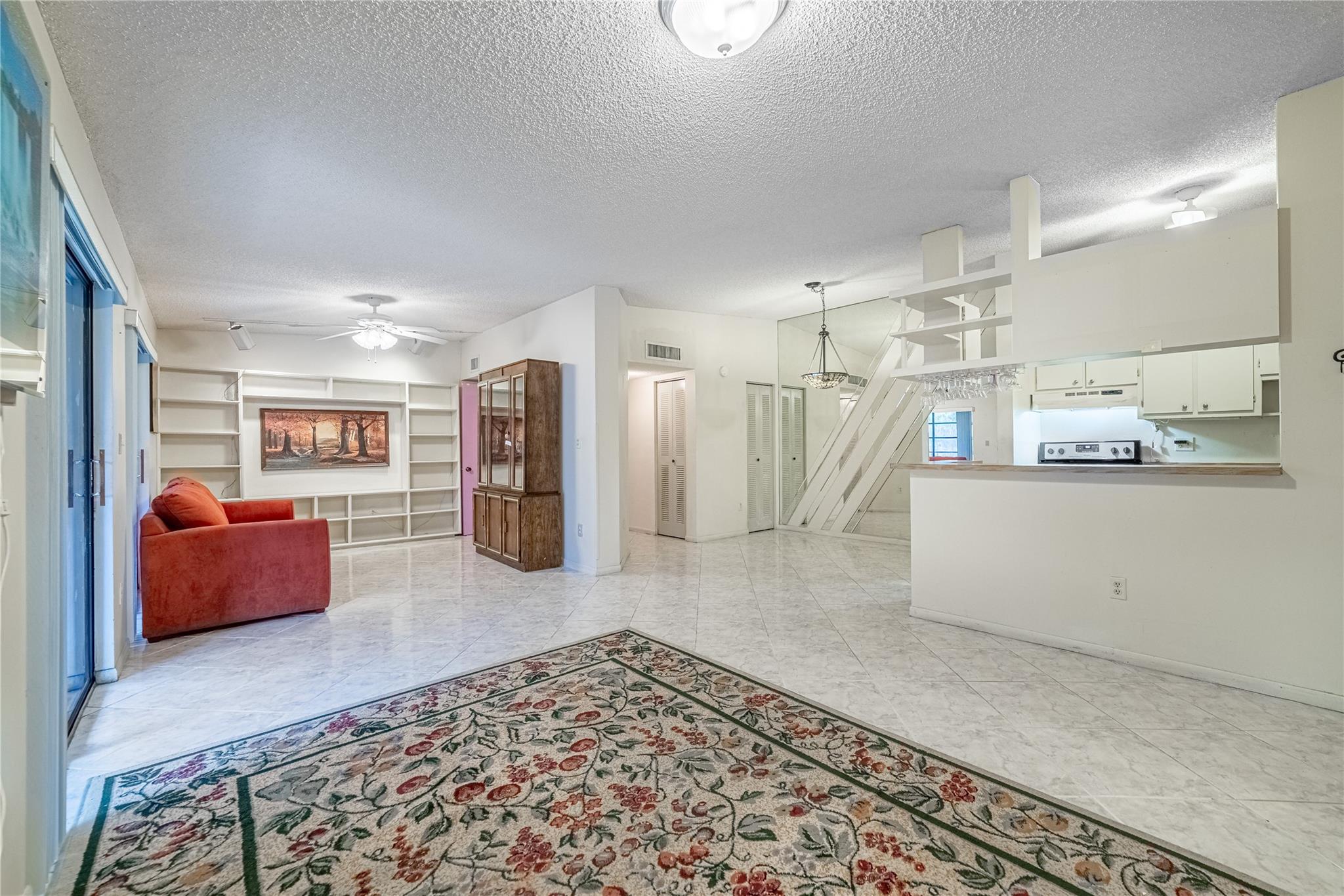 ASHMONT @ KINGS POINT - Residential