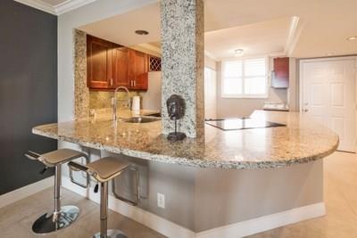 LAKE EMERALD - Residential