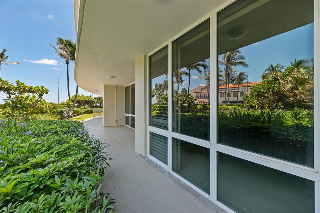 ONE ROYAL PALM WAY CONDO - Residential
