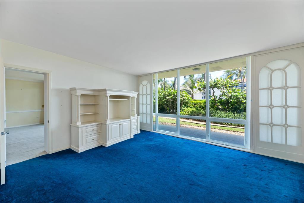 ONE ROYAL PALM WAY CONDO - Residential