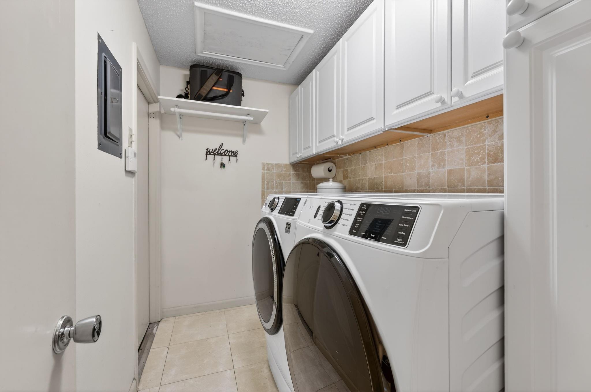 Woodlands Sec Eight 67-42 - Residential