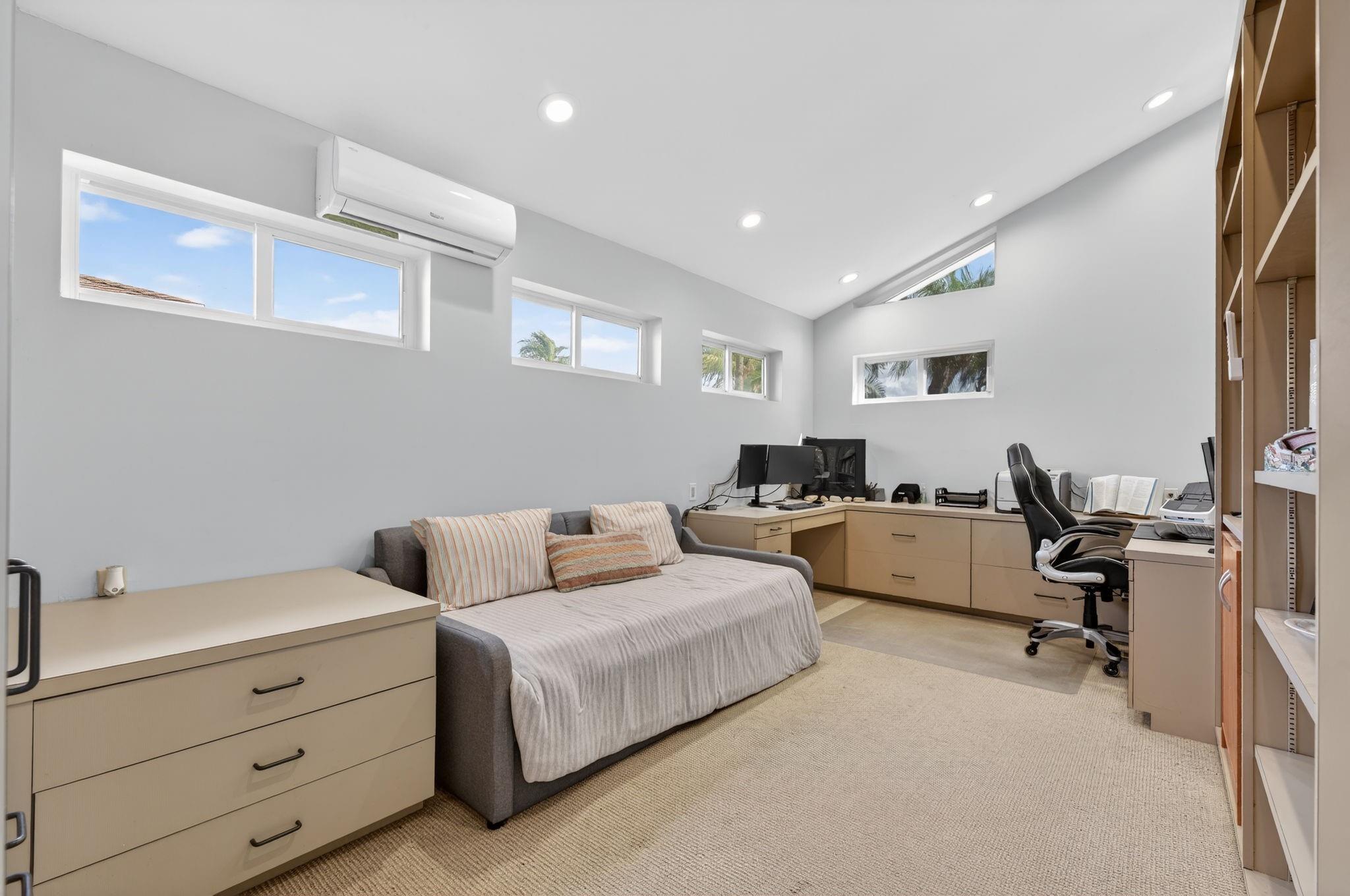 Woodlands Sec Eight 67-42 - Residential