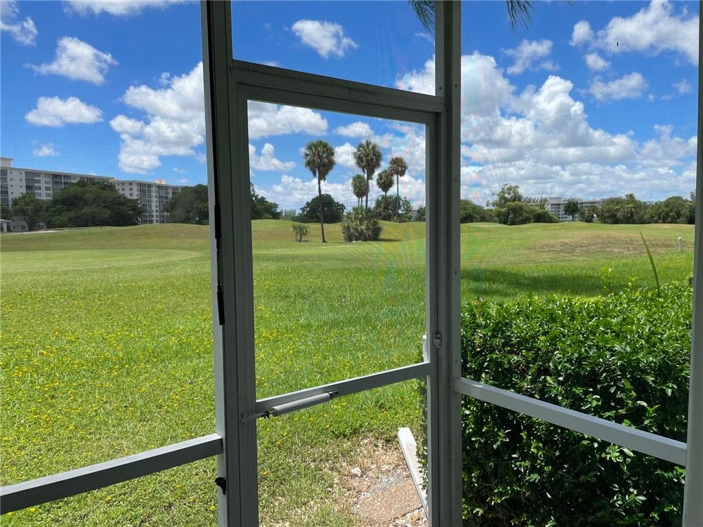 PALM AIRE - Residential