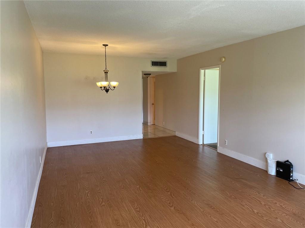 PALM AIRE - Residential