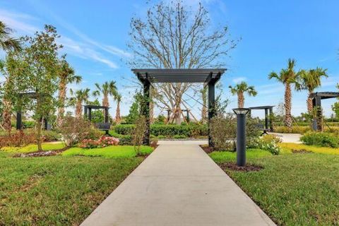 A home in Port St Lucie