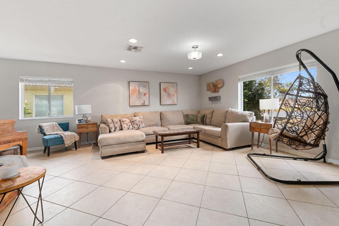 FOURTH  REPLAT OF PORTOFINO ISLES - Residential