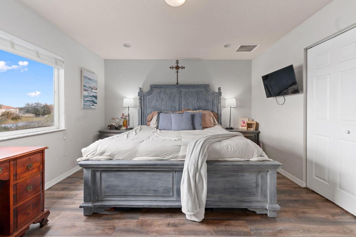 FOURTH  REPLAT OF PORTOFINO ISLES - Residential