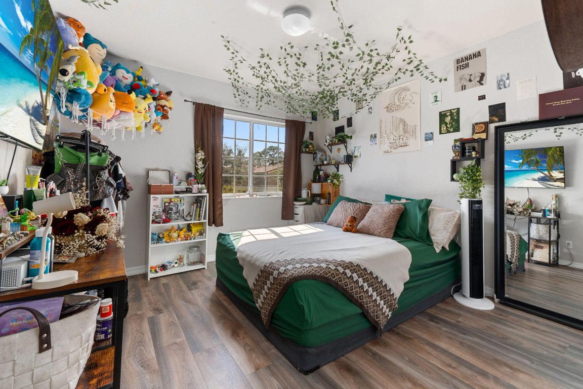 FOURTH  REPLAT OF PORTOFINO ISLES - Residential