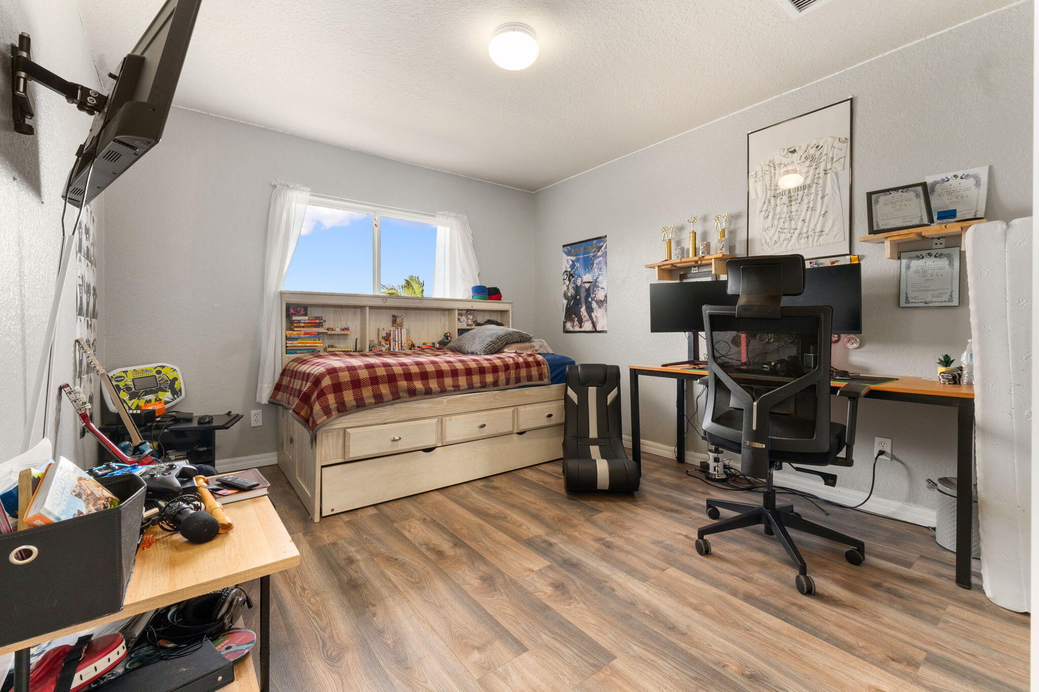 FOURTH  REPLAT OF PORTOFINO ISLES - Residential