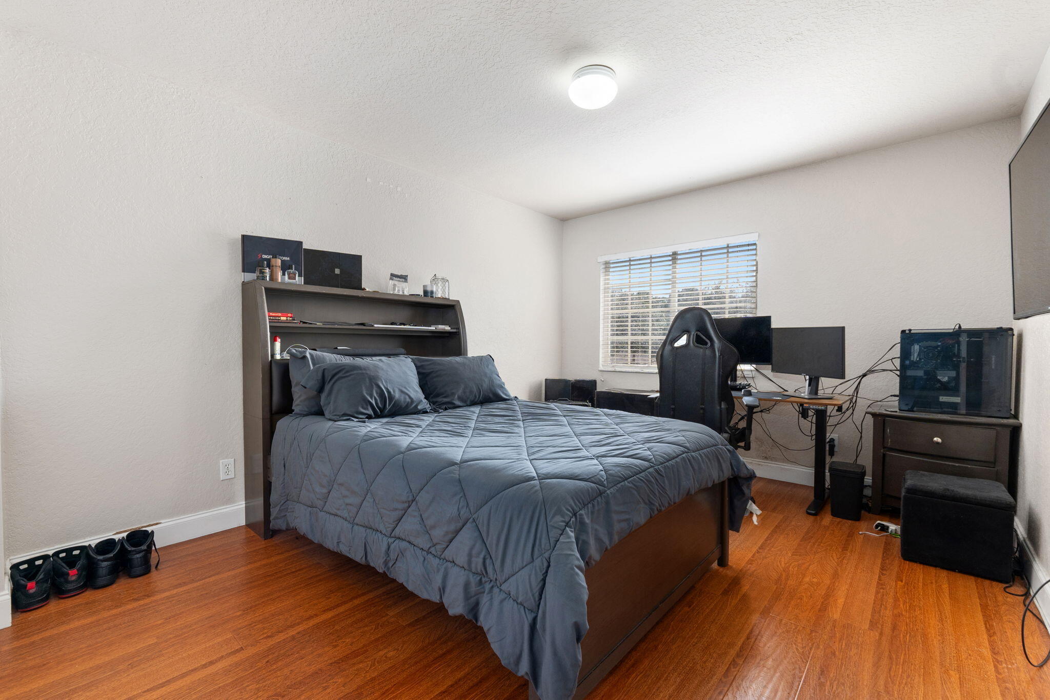 FOURTH  REPLAT OF PORTOFINO ISLES - Residential