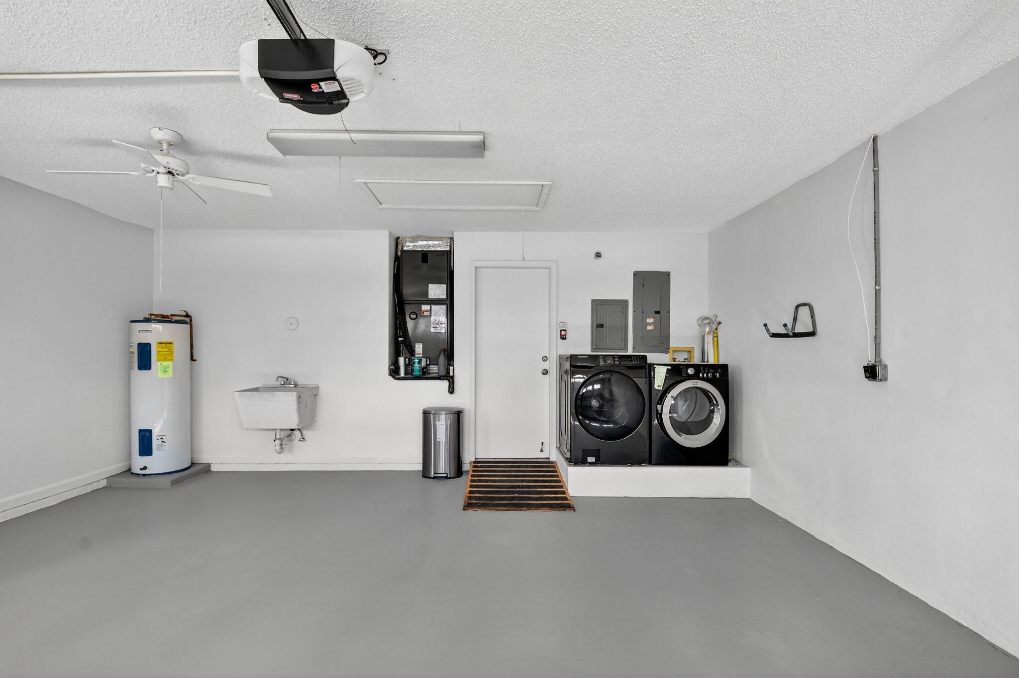 PALM ISLES - Residential