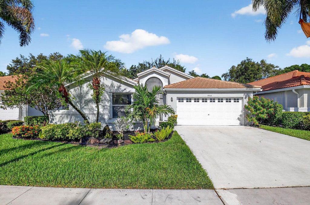 Photo of 9914 Harbour Lake Circle, Boynton Beach, FL 33437 (MLS # R11117684)