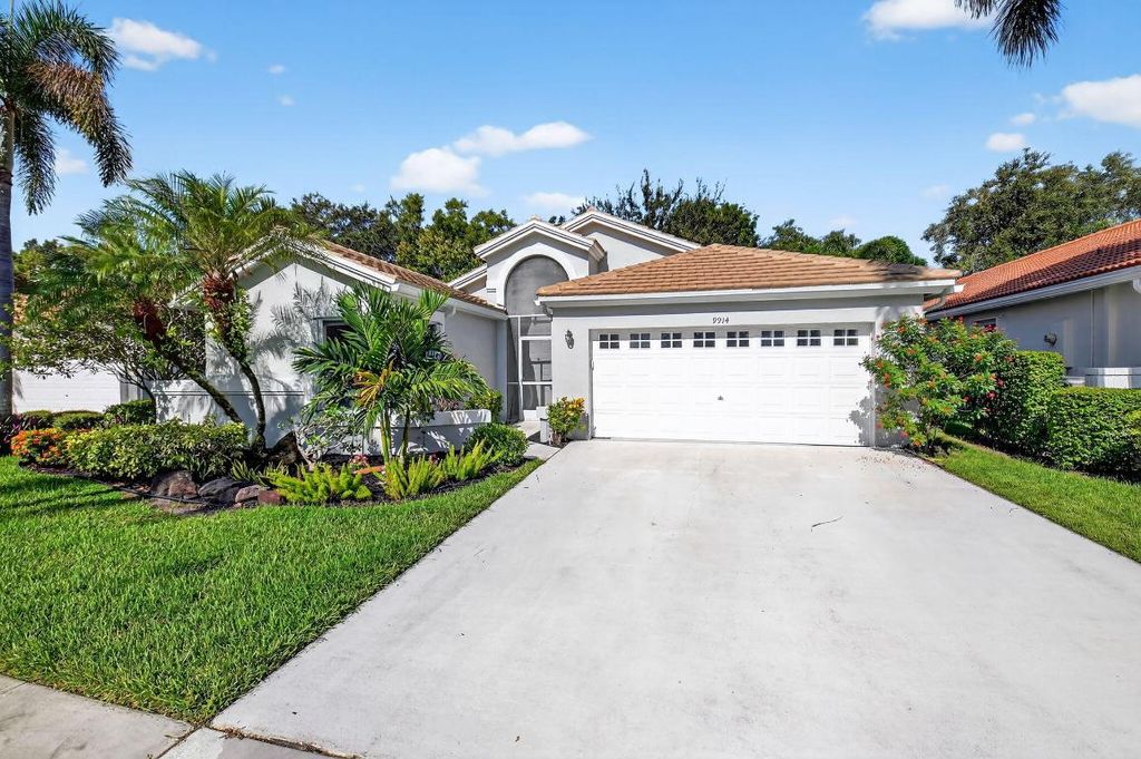 Photo of 9914 Harbour Lake Circle, Boynton Beach, FL 33437 (MLS # R11117684)
