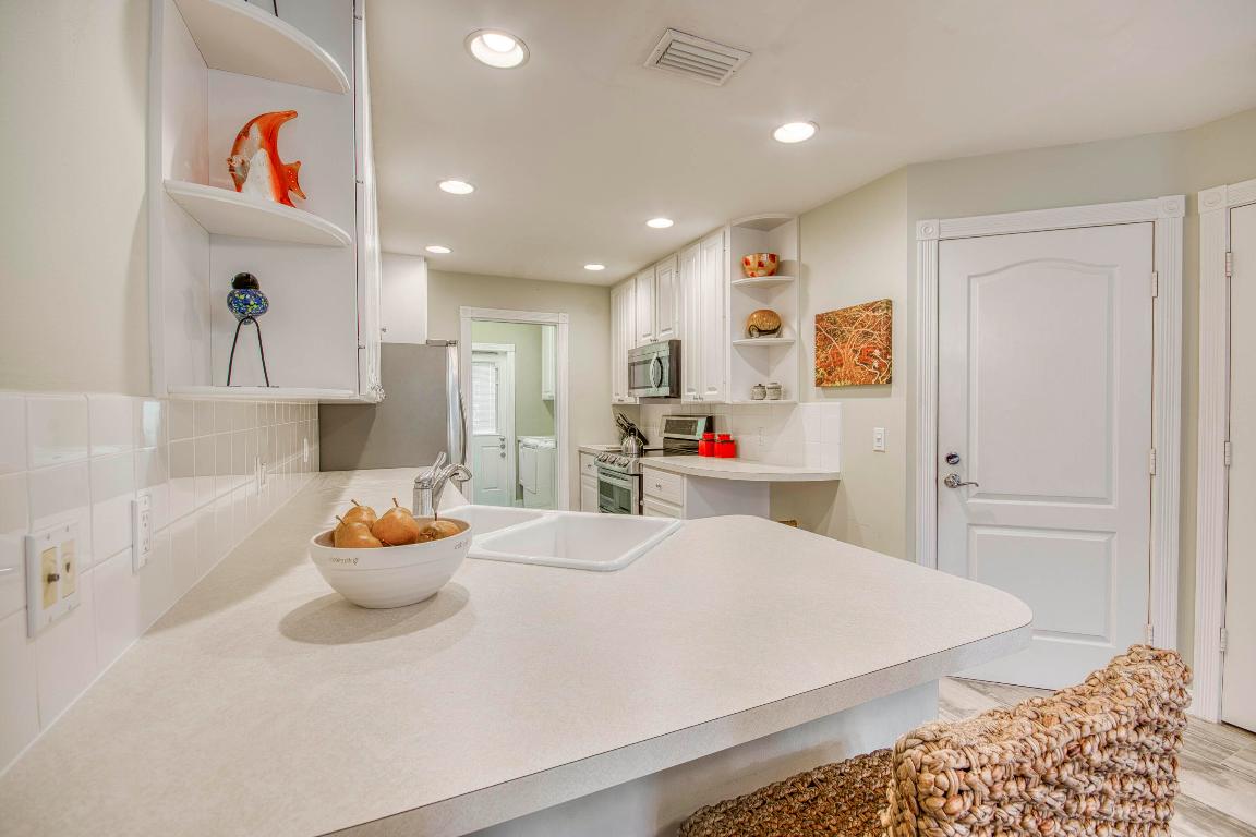 Charleston Court at Abacoa - Residential Lease