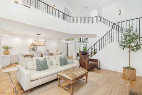 Featured picture for the property R11140235